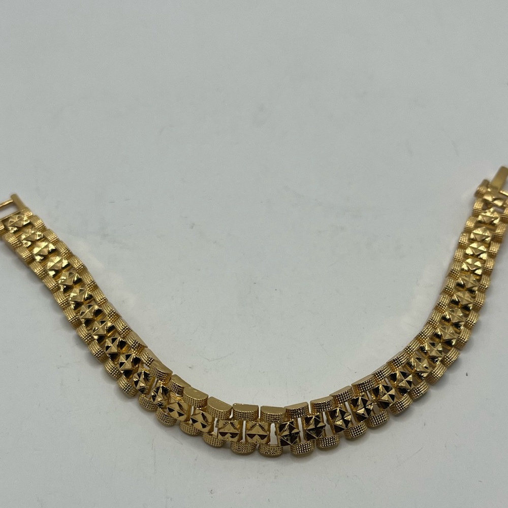 Gold plated Elegant Gold Bracelet for Women